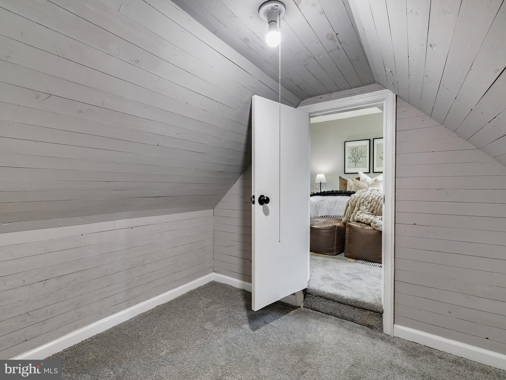 COLLEGE PARK - Residential