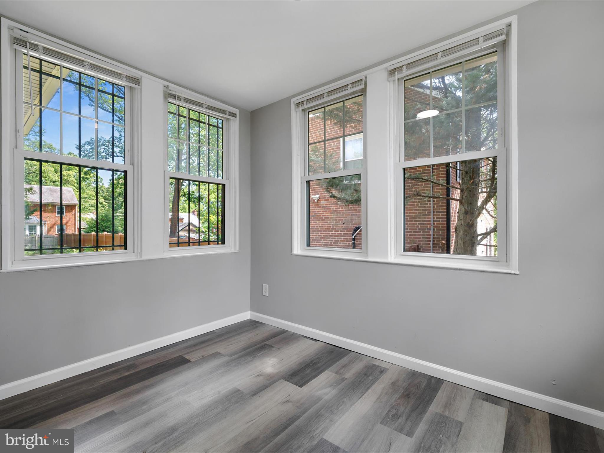 COLLEGE PARK - Residential