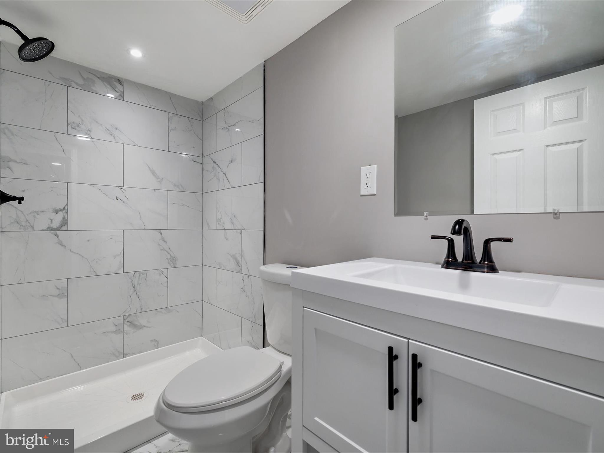 COLLEGE PARK - Residential