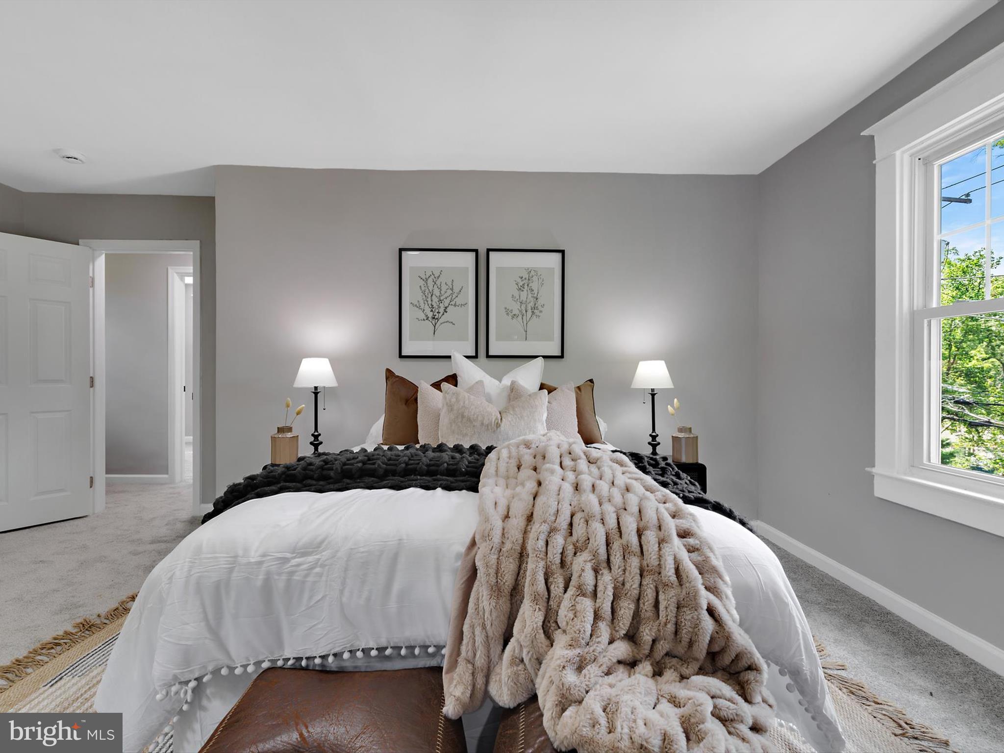 COLLEGE PARK - Residential