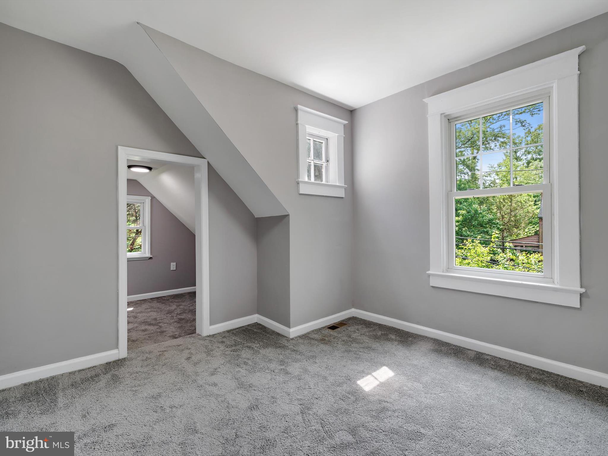 COLLEGE PARK - Residential