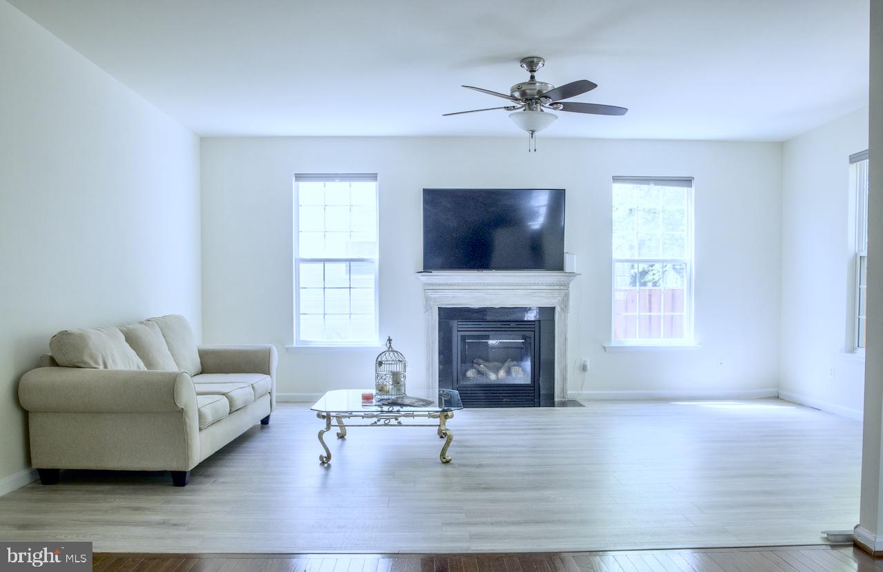 SPRIGGS RUN ESTATES - Residential