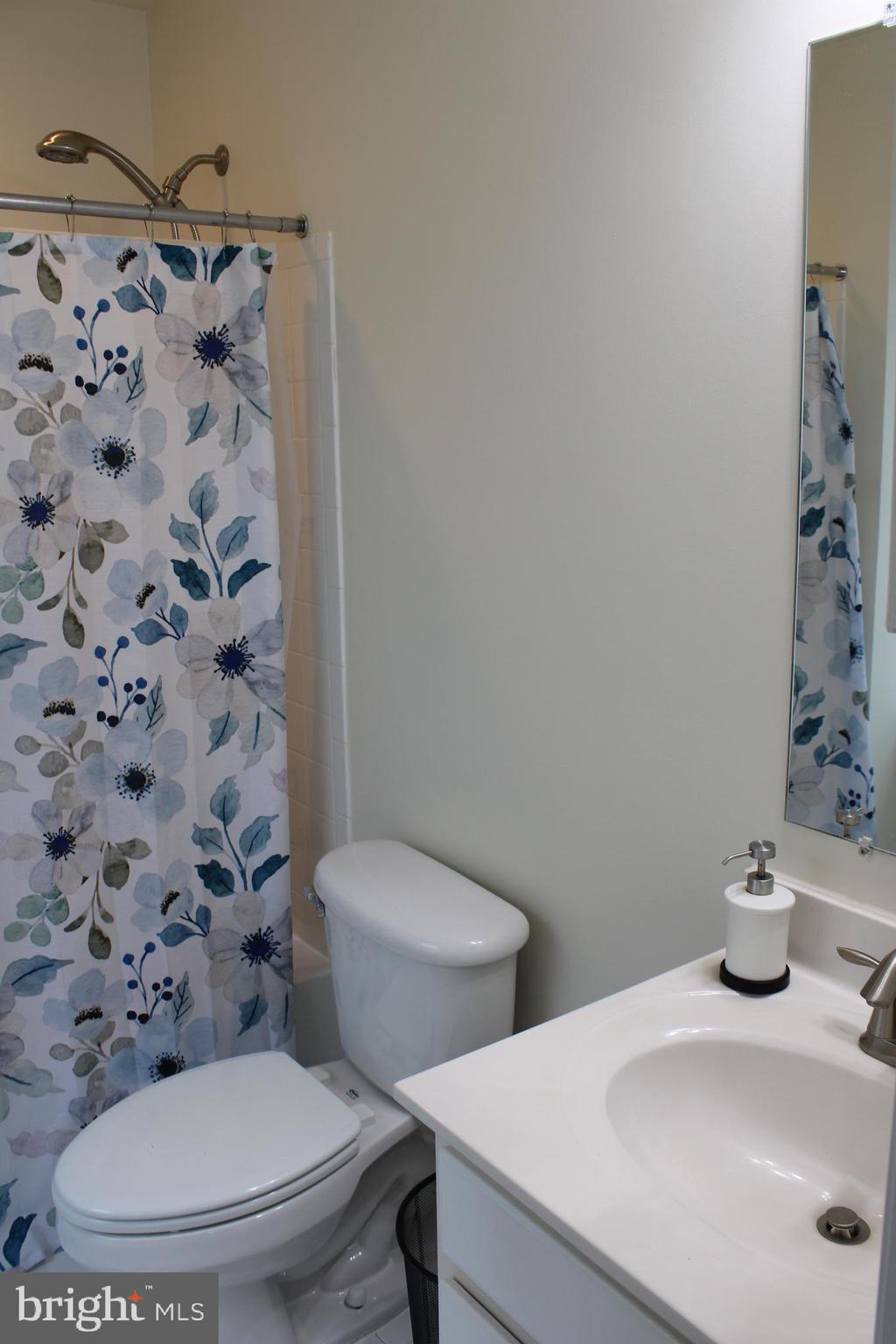 SPRIGGS RUN ESTATES - Residential