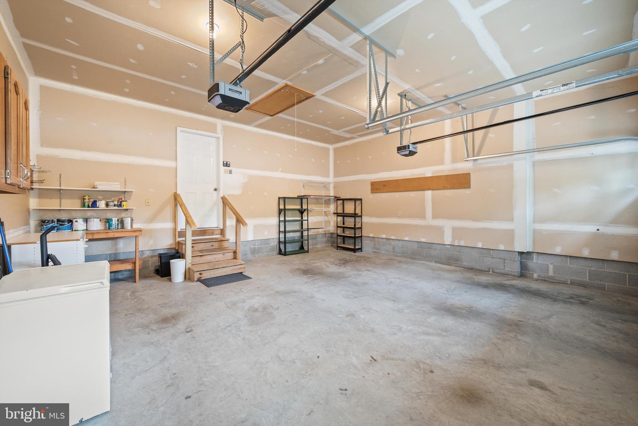 JEFFERSON VILLAGE - Residential