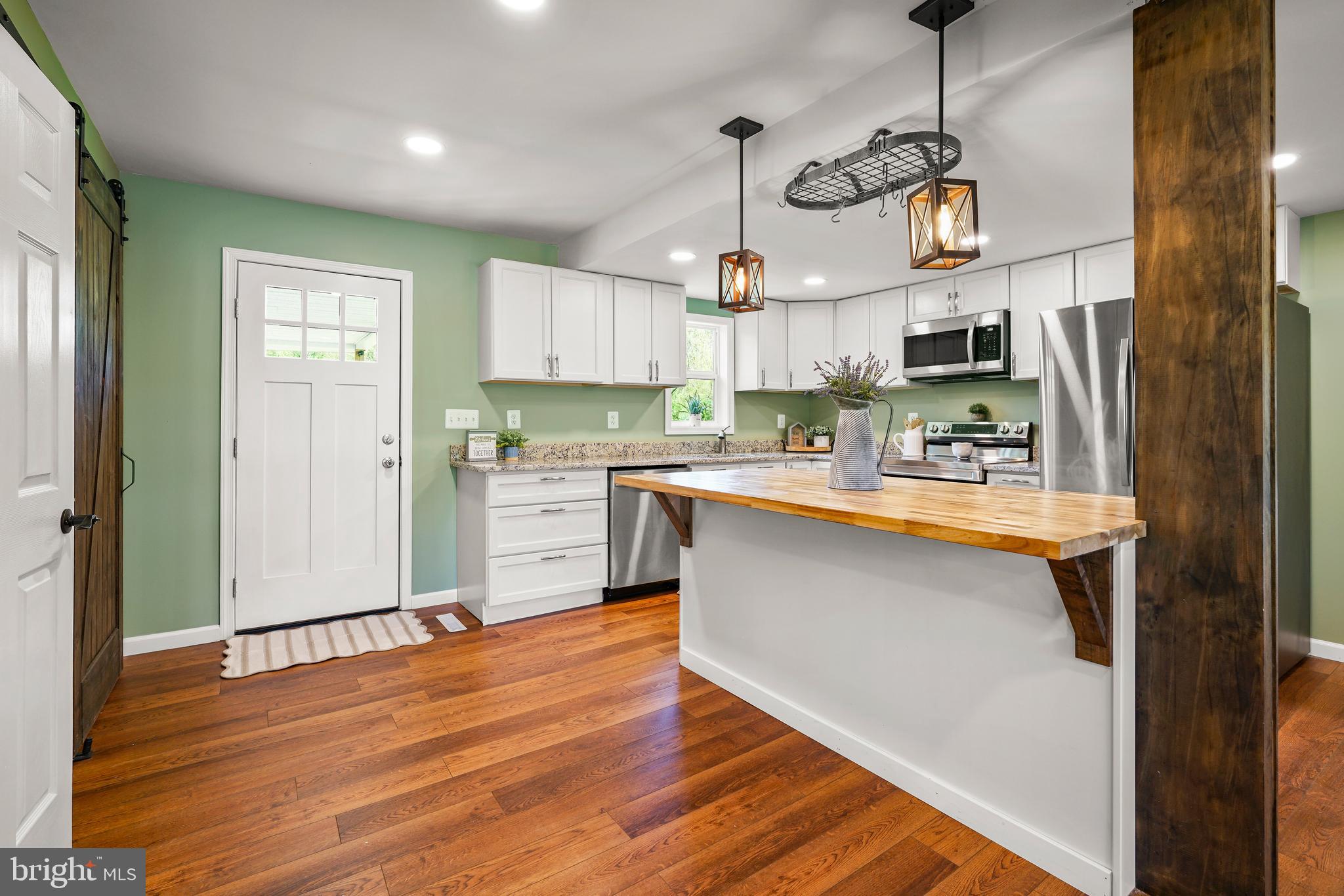 NONAVAILABLE - Residential