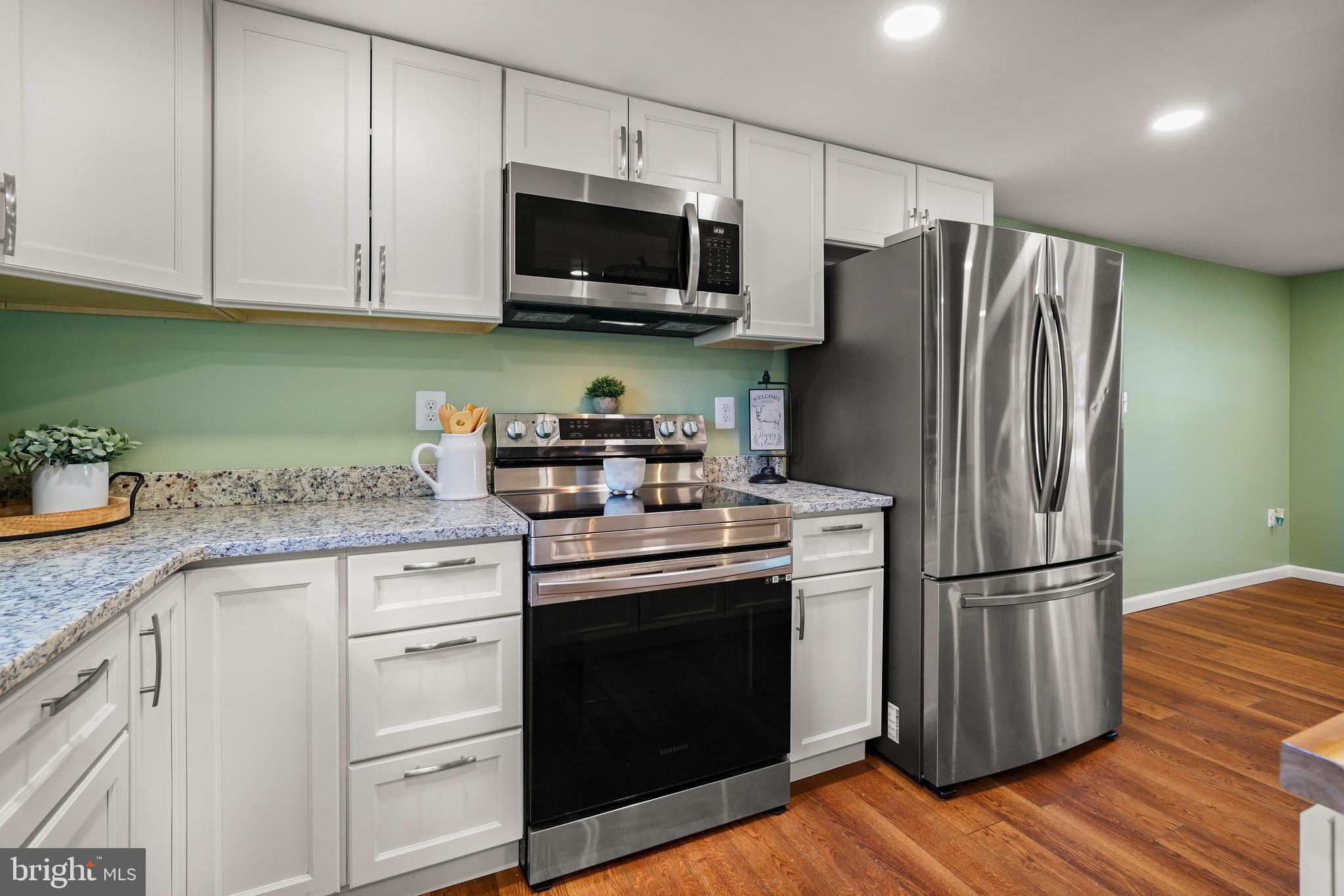 NONAVAILABLE - Residential