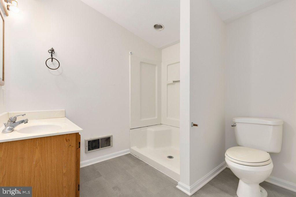 CALVERTON - Residential