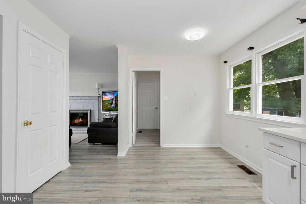 CALVERTON - Residential