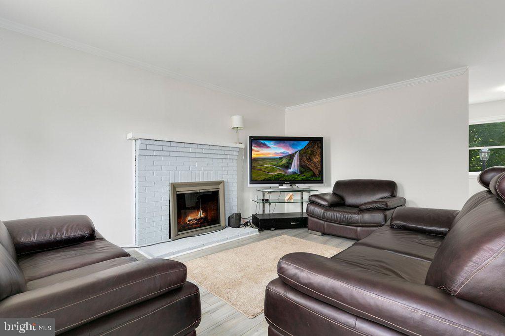 CALVERTON - Residential