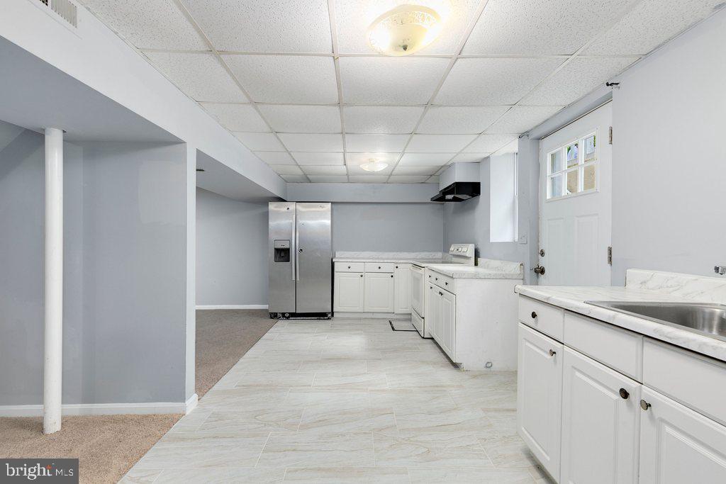 CALVERTON - Residential