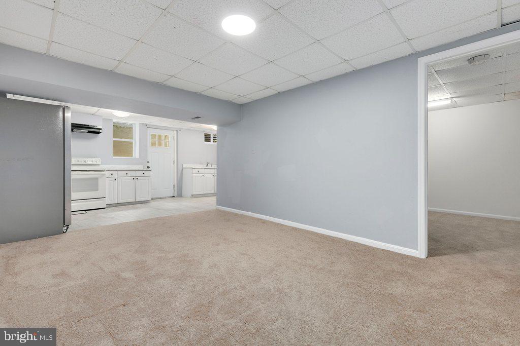 CALVERTON - Residential