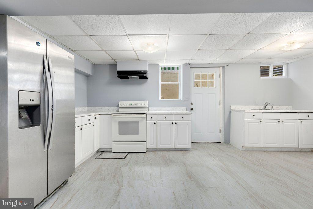 CALVERTON - Residential