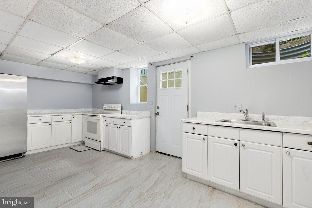 CALVERTON - Residential