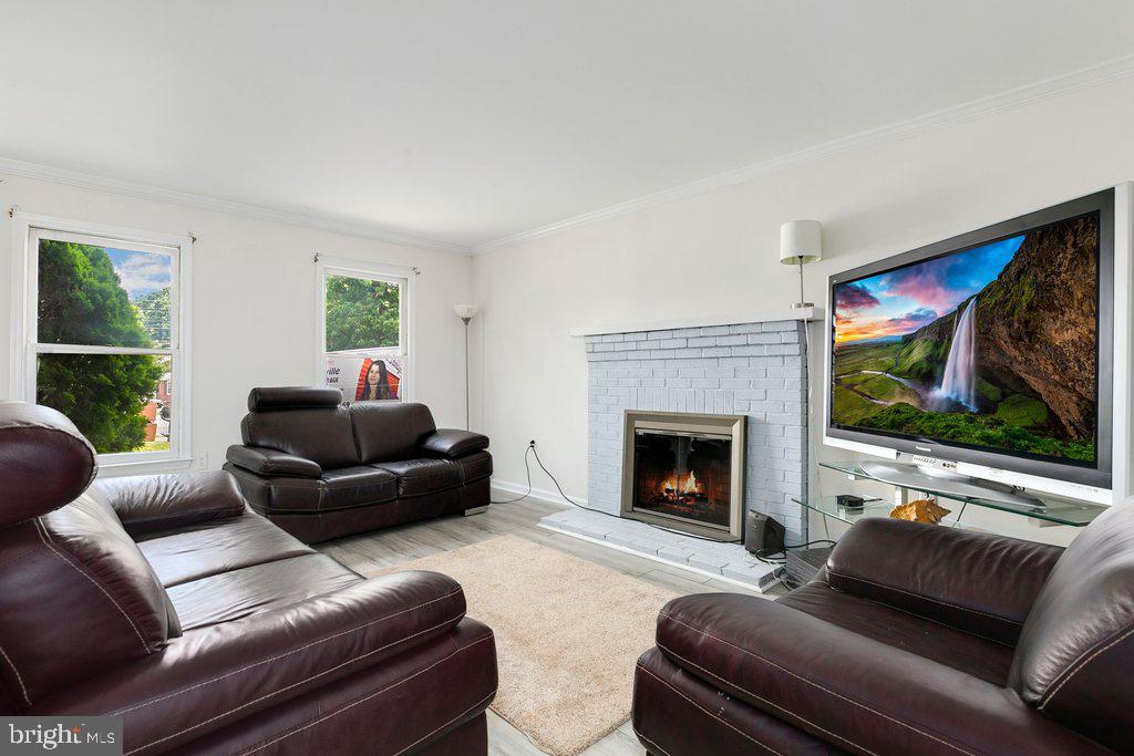 CALVERTON - Residential