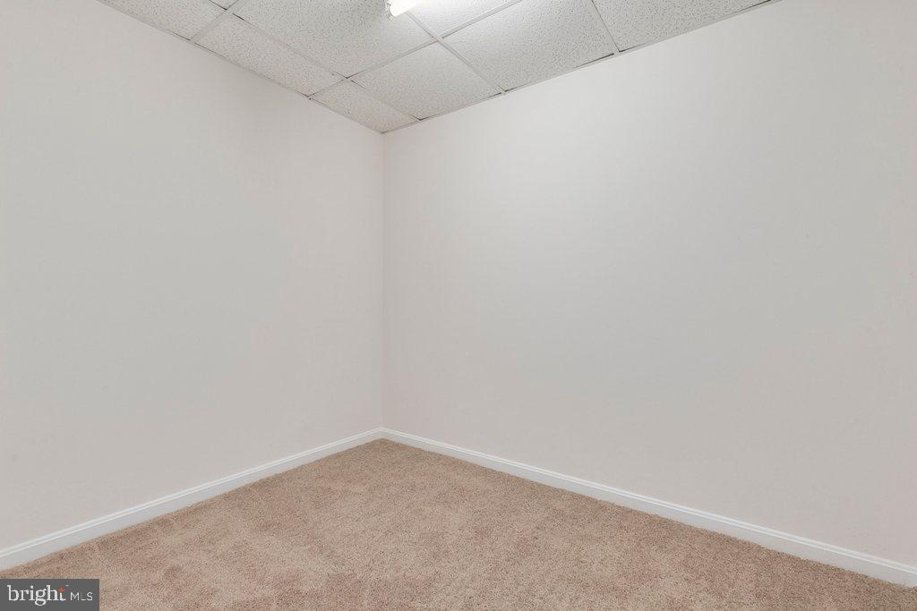 CALVERTON - Residential