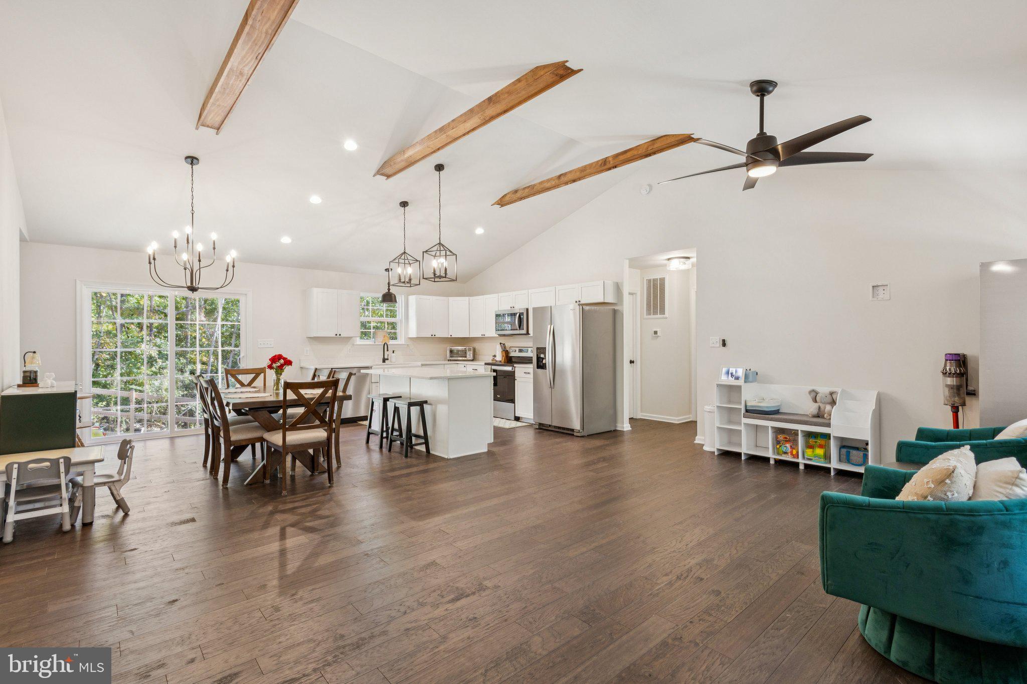 CHILDS COVE - Residential