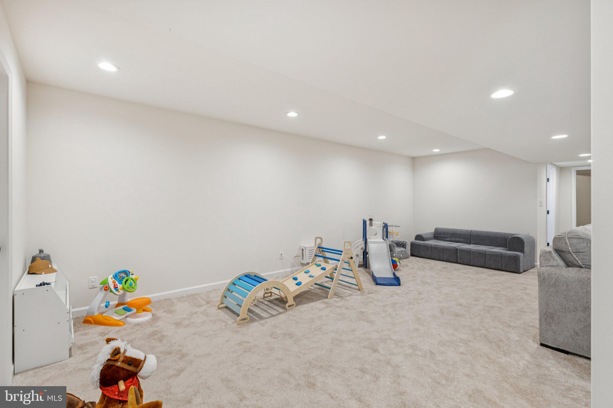 CHILDS COVE - Residential