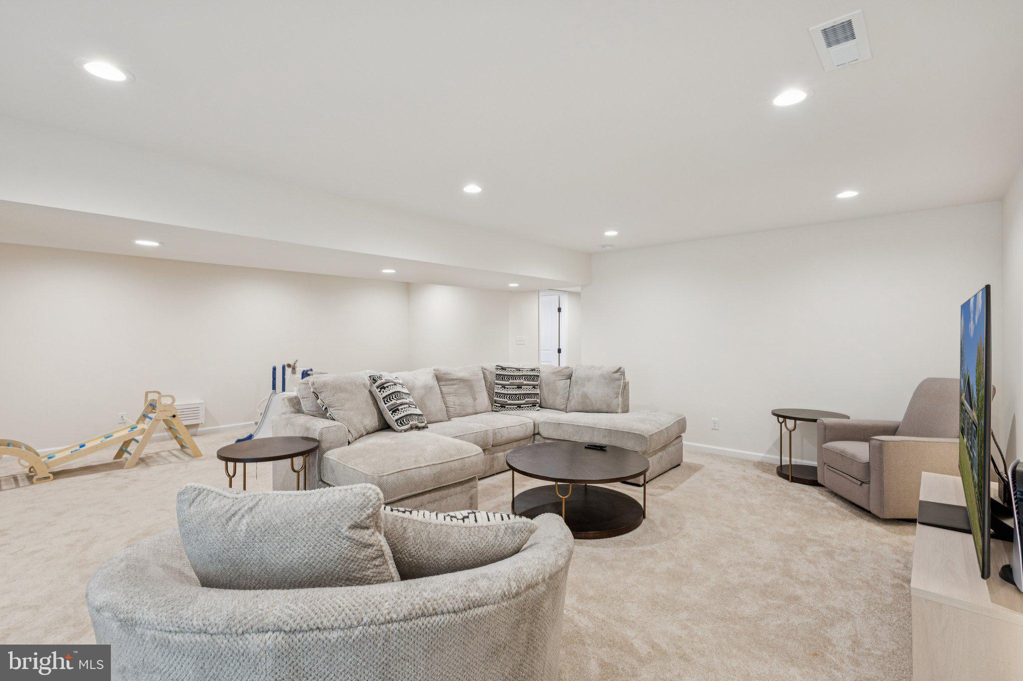 CHILDS COVE - Residential