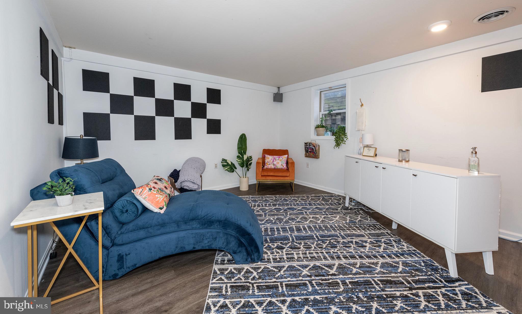 AMBER MEADOWS PROFESSIONAL BUILDING - Commercial Sale