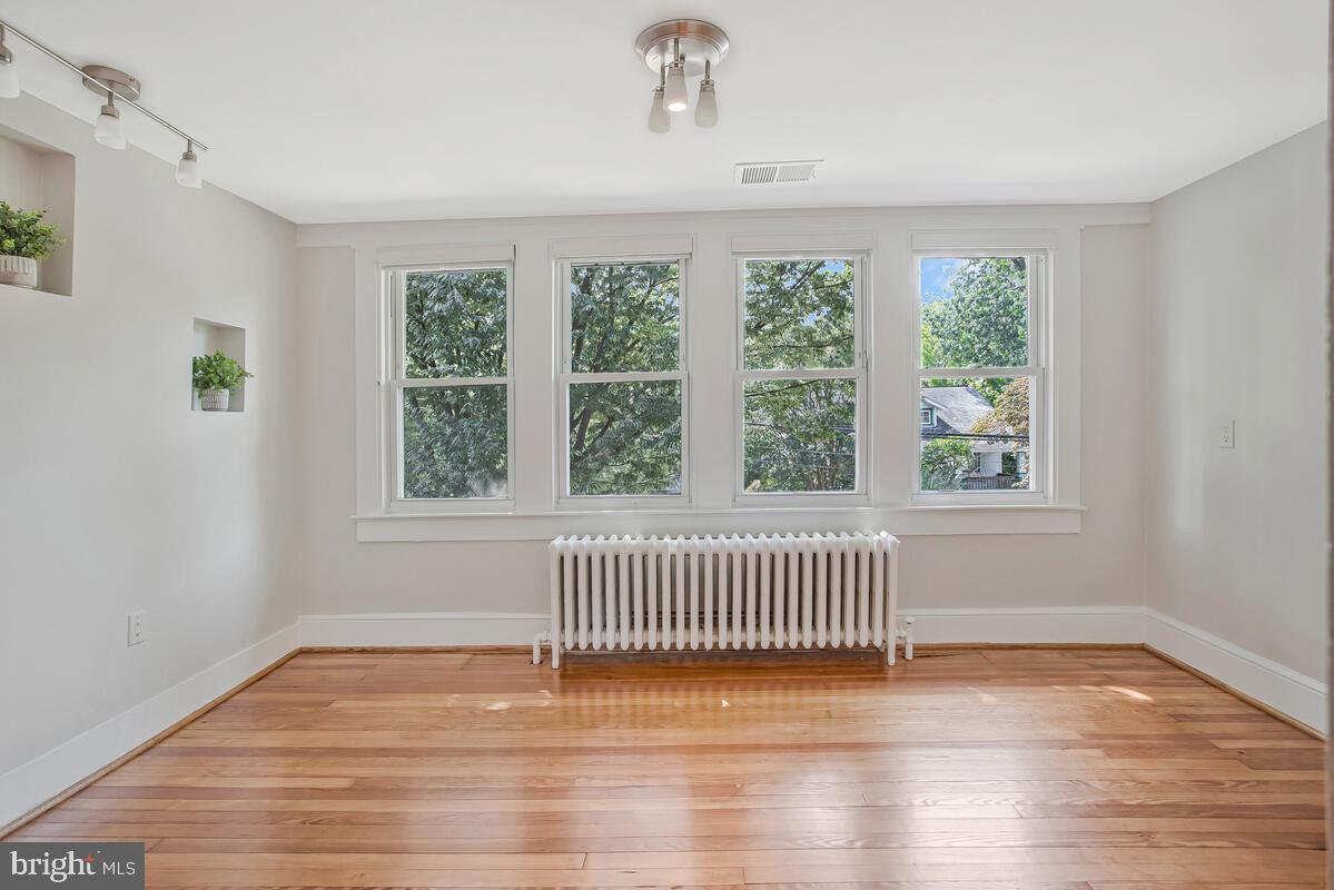 BERWYN ADDN - Residential