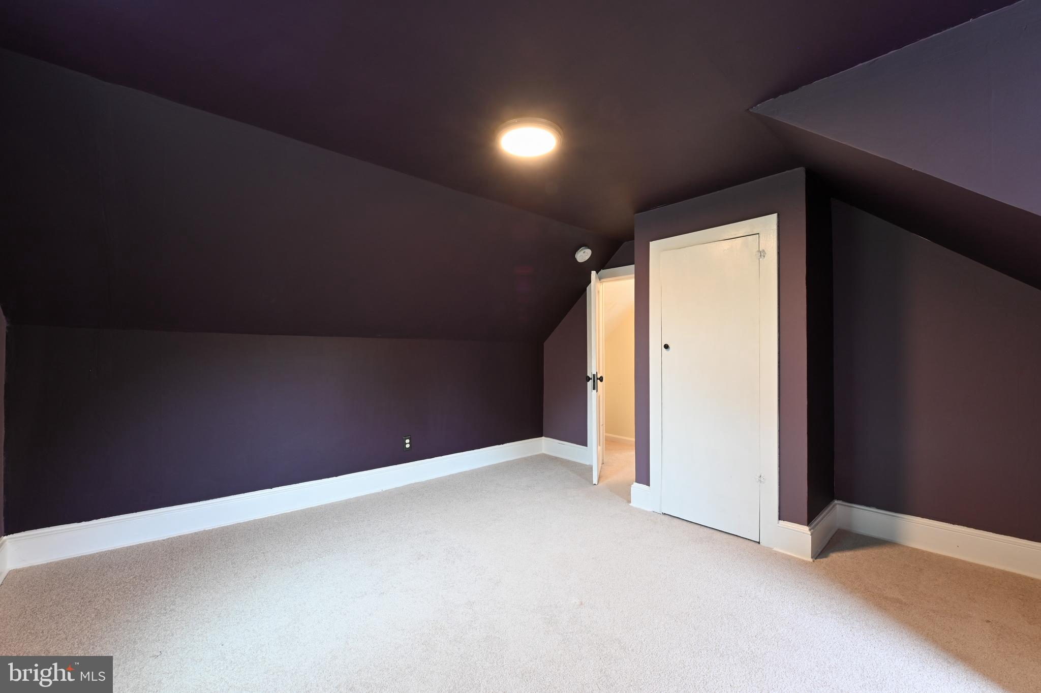 ROCK HALL - Residential