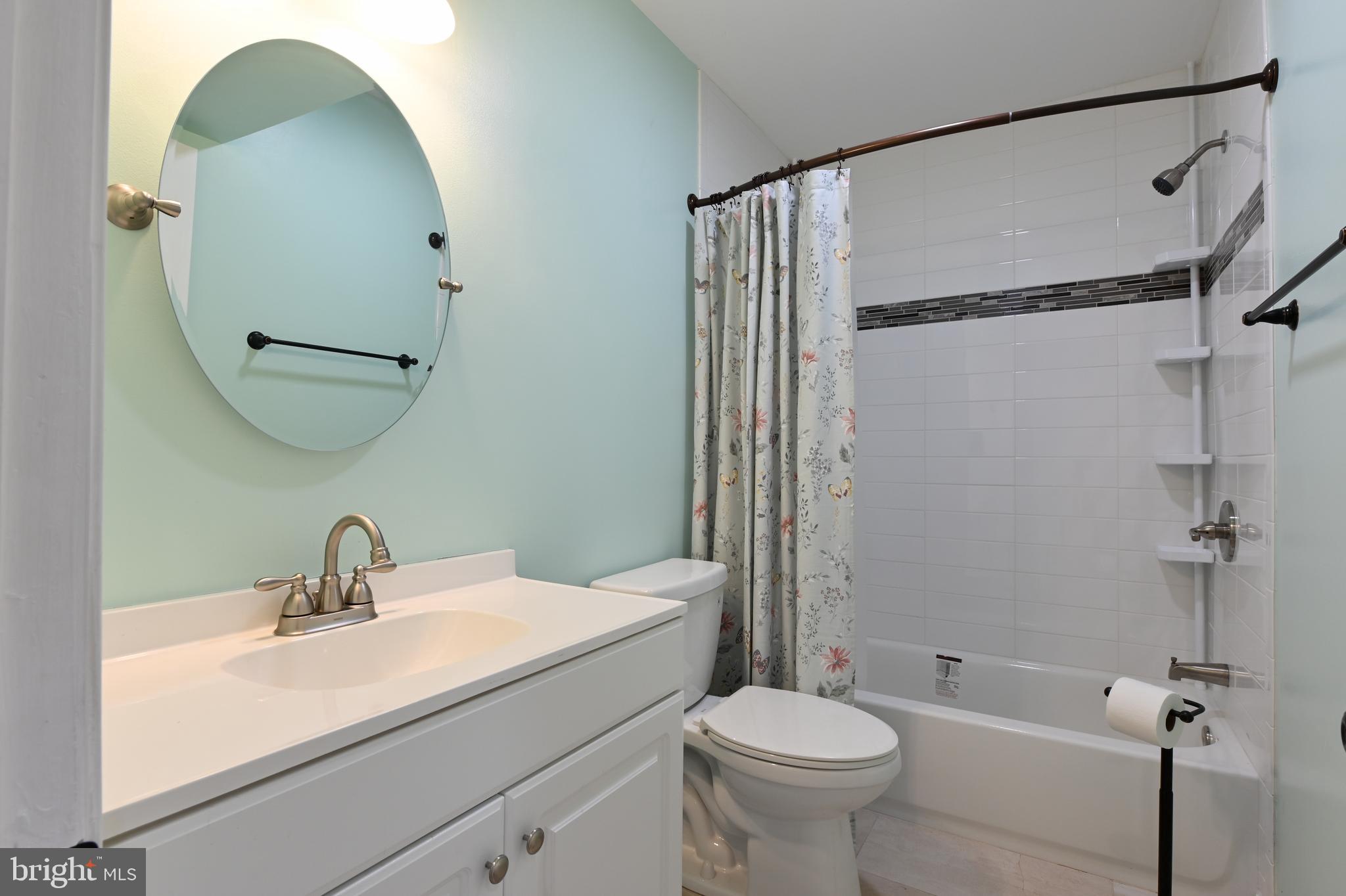 ROCK HALL - Residential