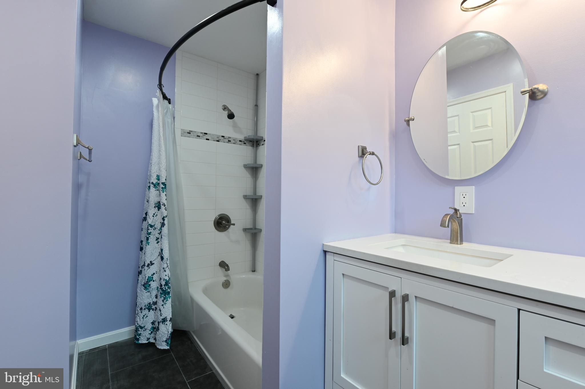 ROCK HALL - Residential