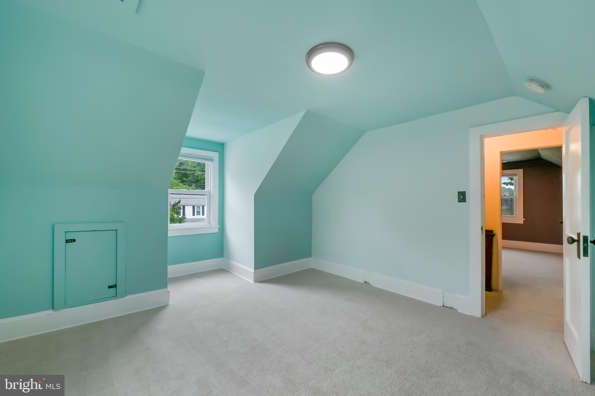 ROCK HALL - Residential