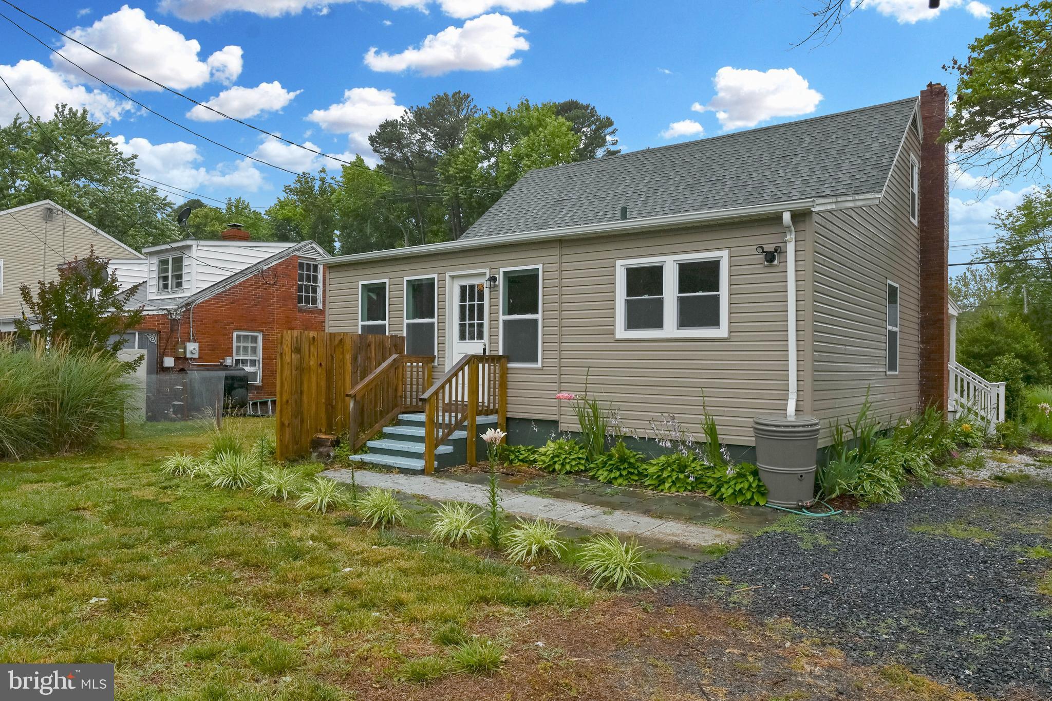 ROCK HALL - Residential