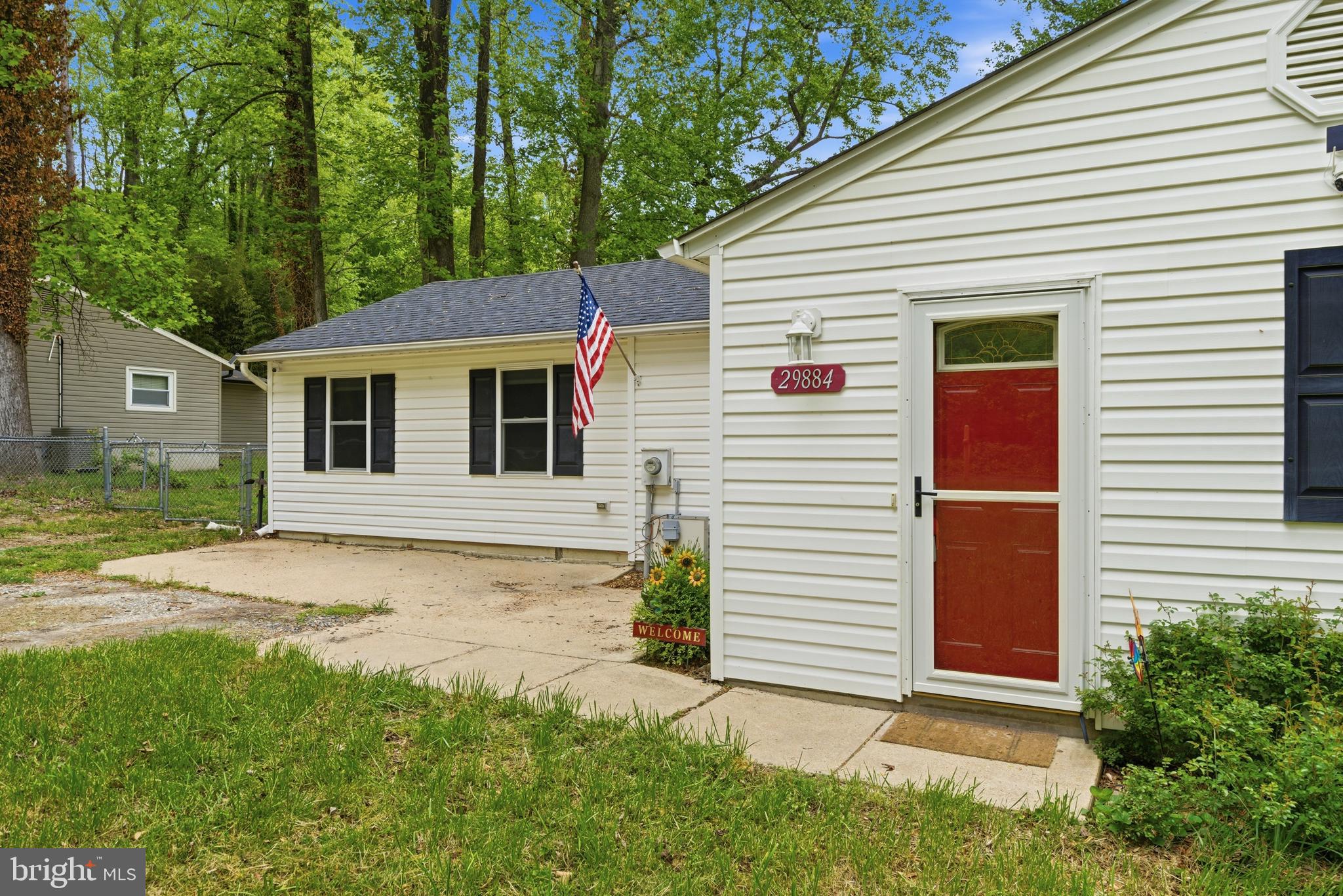 GOLDEN BEACH - Residential