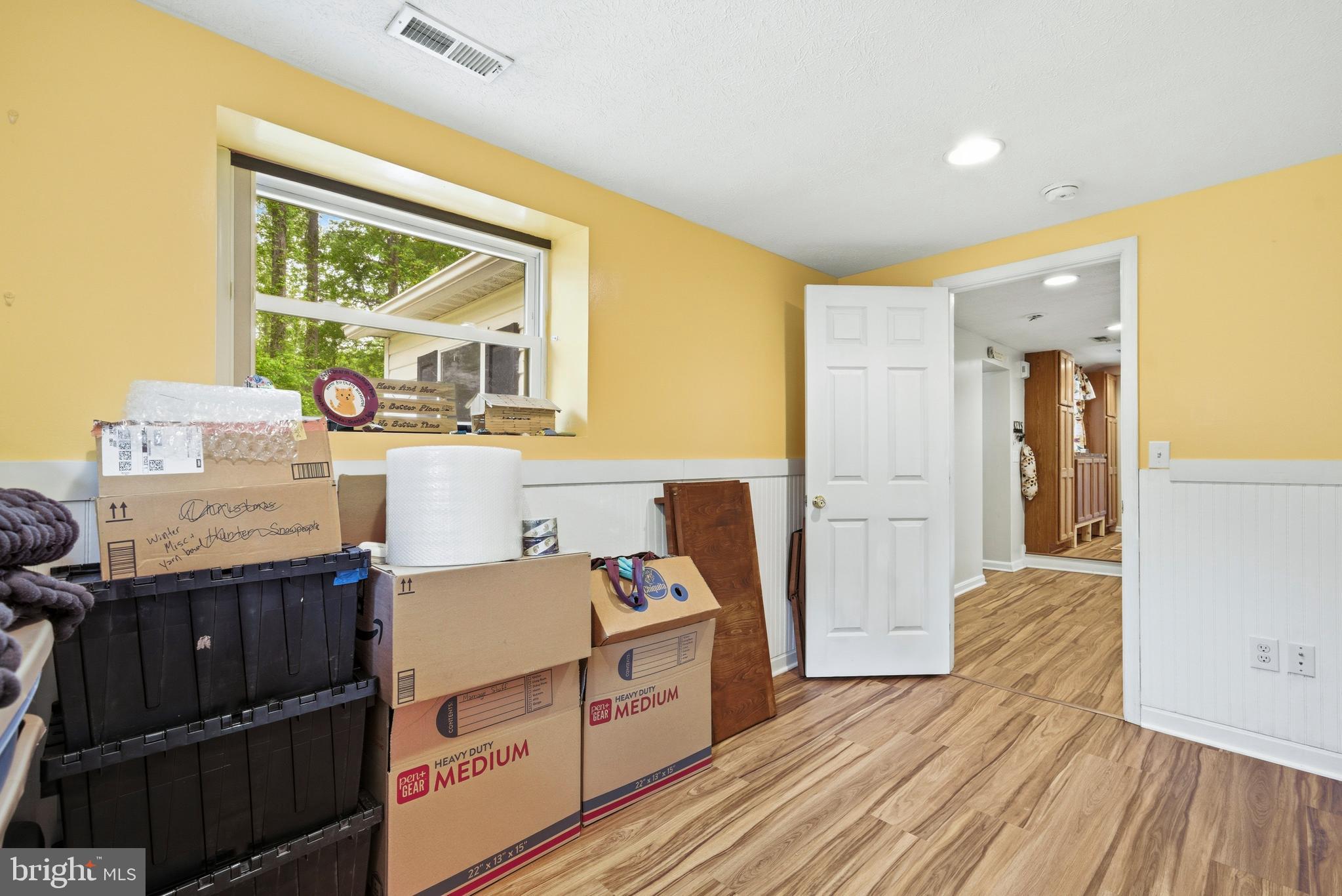 GOLDEN BEACH - Residential