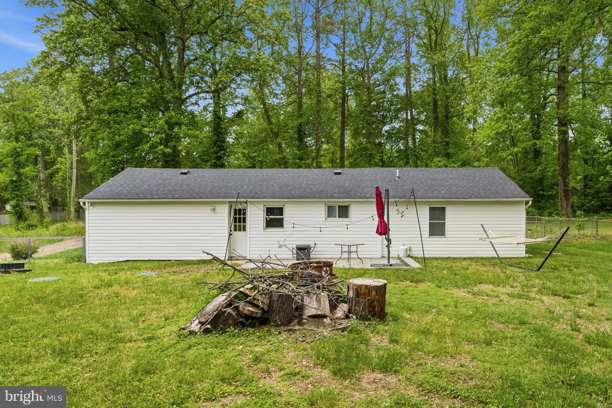 GOLDEN BEACH - Residential