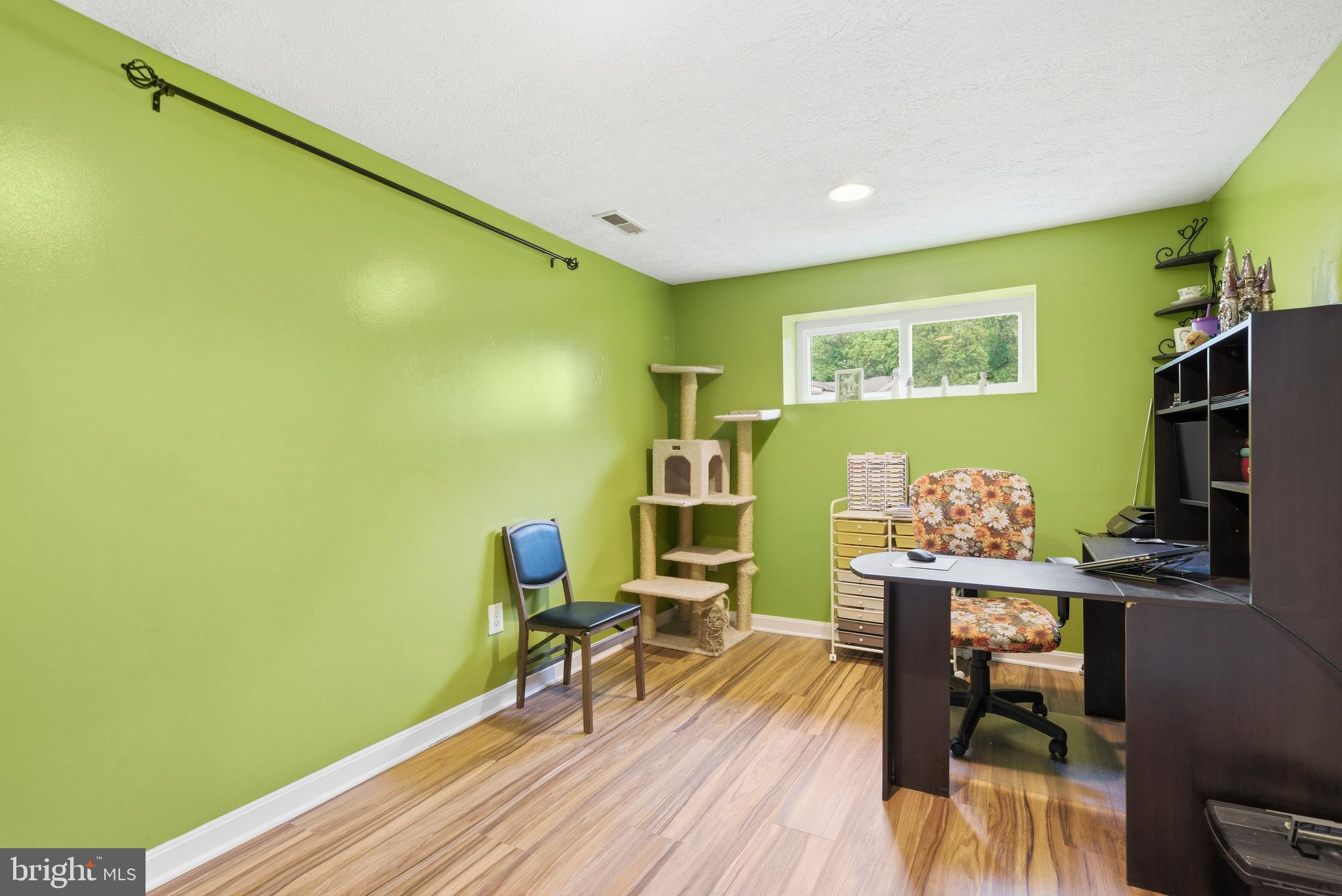 GOLDEN BEACH - Residential