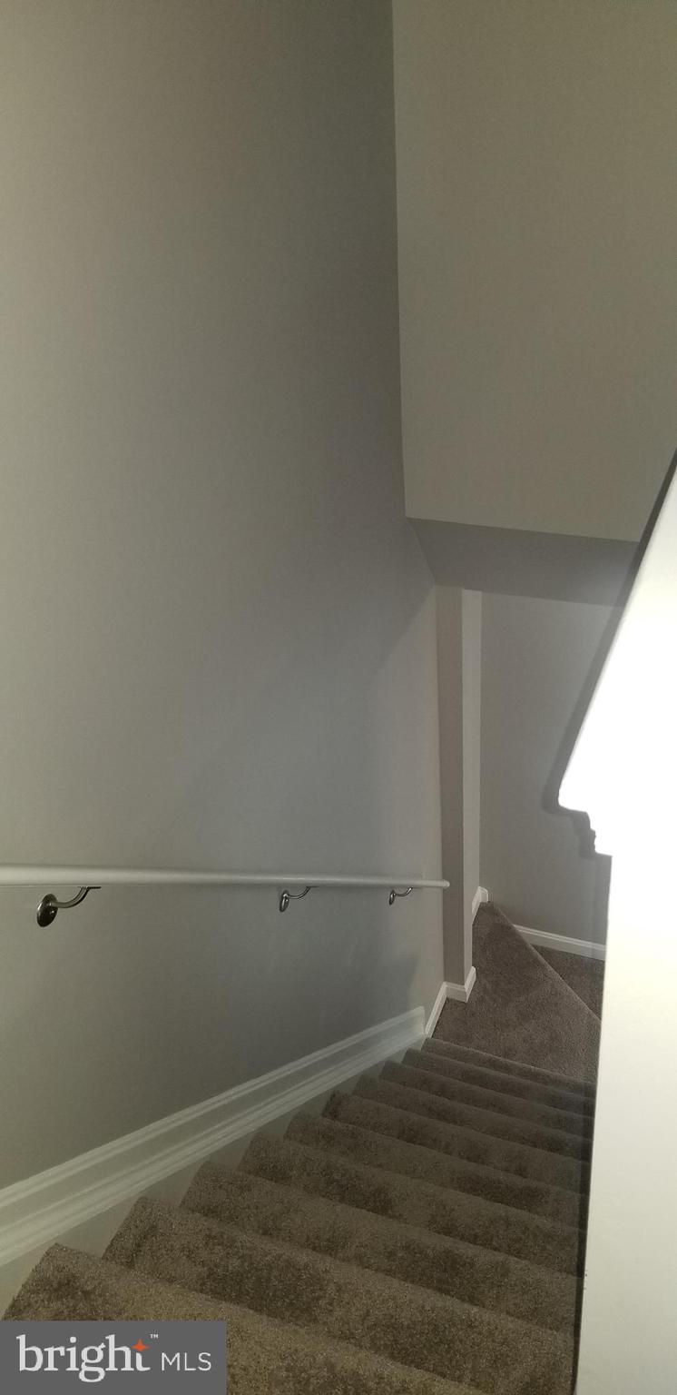 FOUNDERS WOODS - Residential