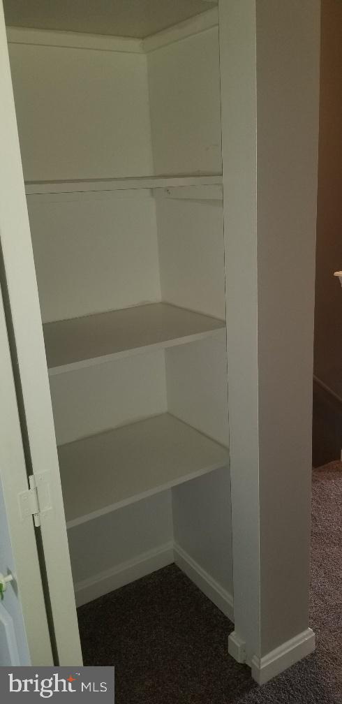 FOUNDERS WOODS - Residential