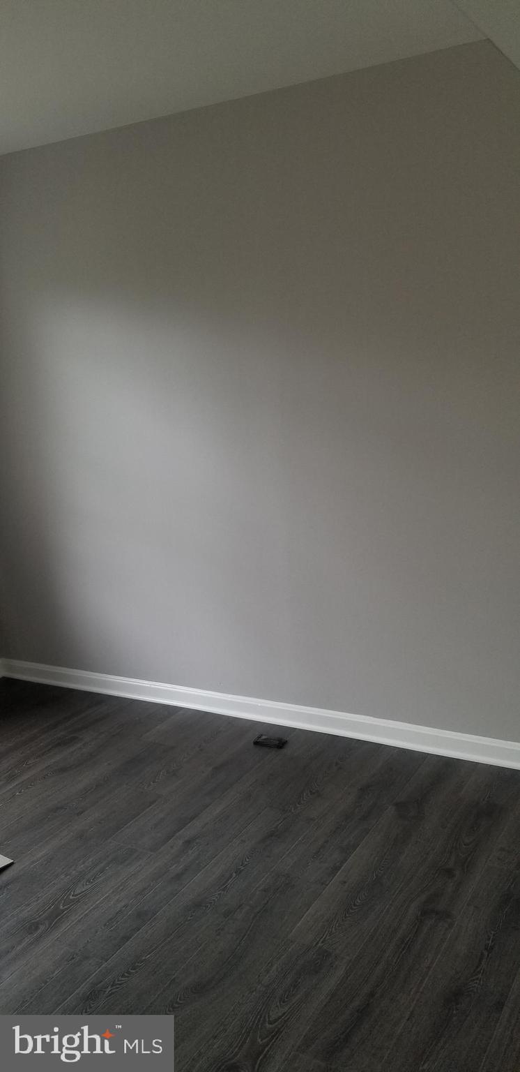 FOUNDERS WOODS - Residential