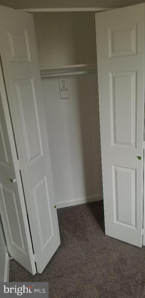 FOUNDERS WOODS - Residential