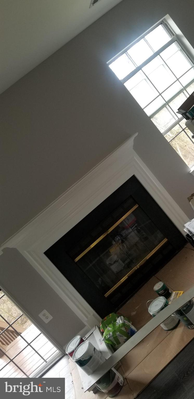 FOUNDERS WOODS - Residential