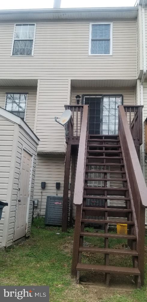 FOUNDERS WOODS - Residential