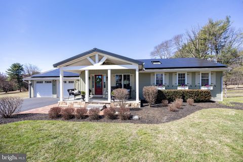 Homes For Sale - 41 Denton Drive<br/> GLENMOORE, PA 19343