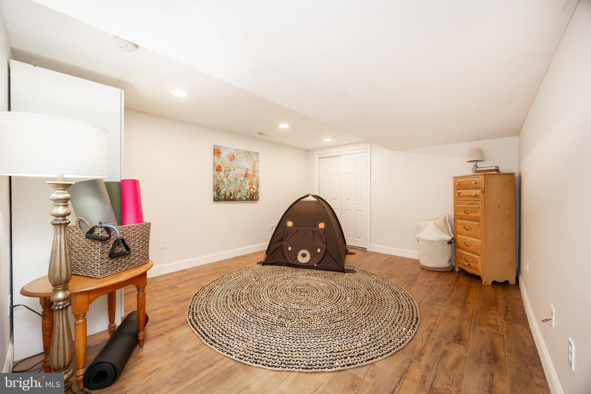 GLENMOORE - Residential