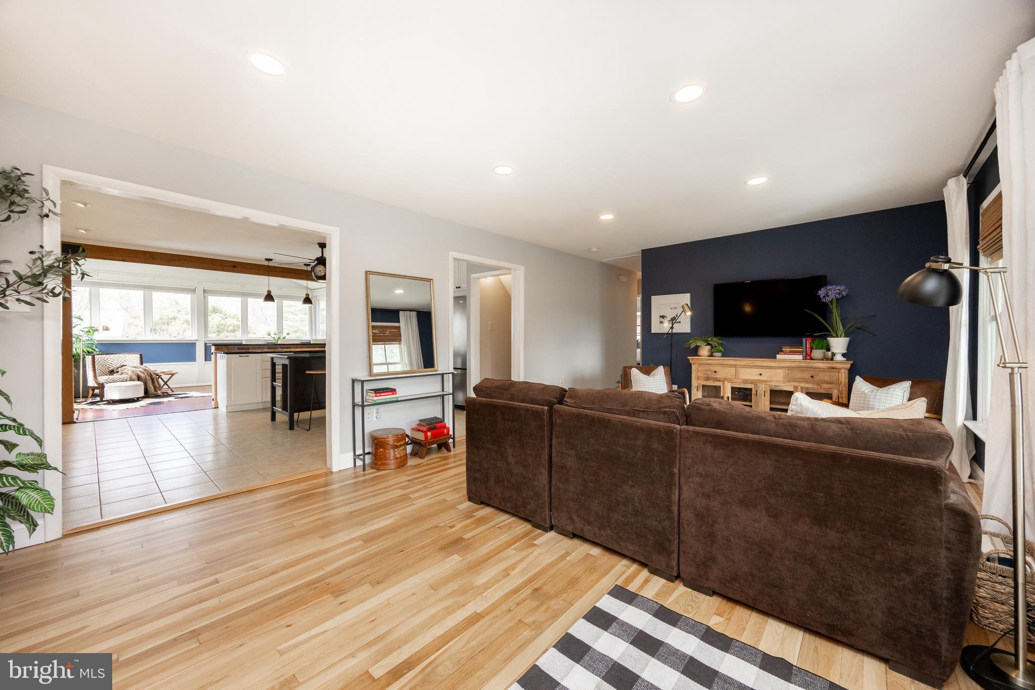 GLENMOORE - Residential