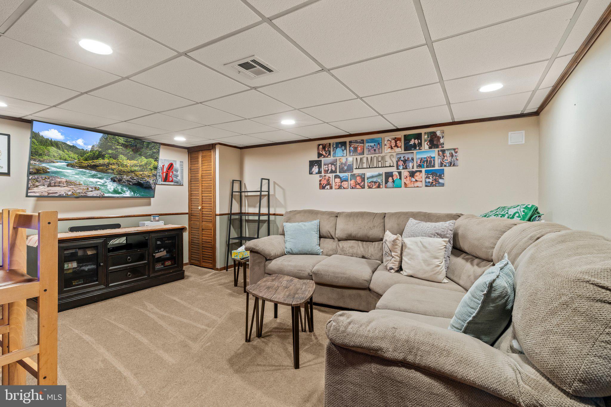 FAIRVIEW - Residential