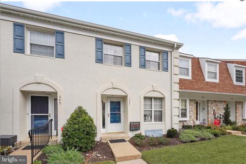 Photo of 347 Saybrook Lane #153, WALLINGFORD, PA 19086 (MLS # PADE2114604)