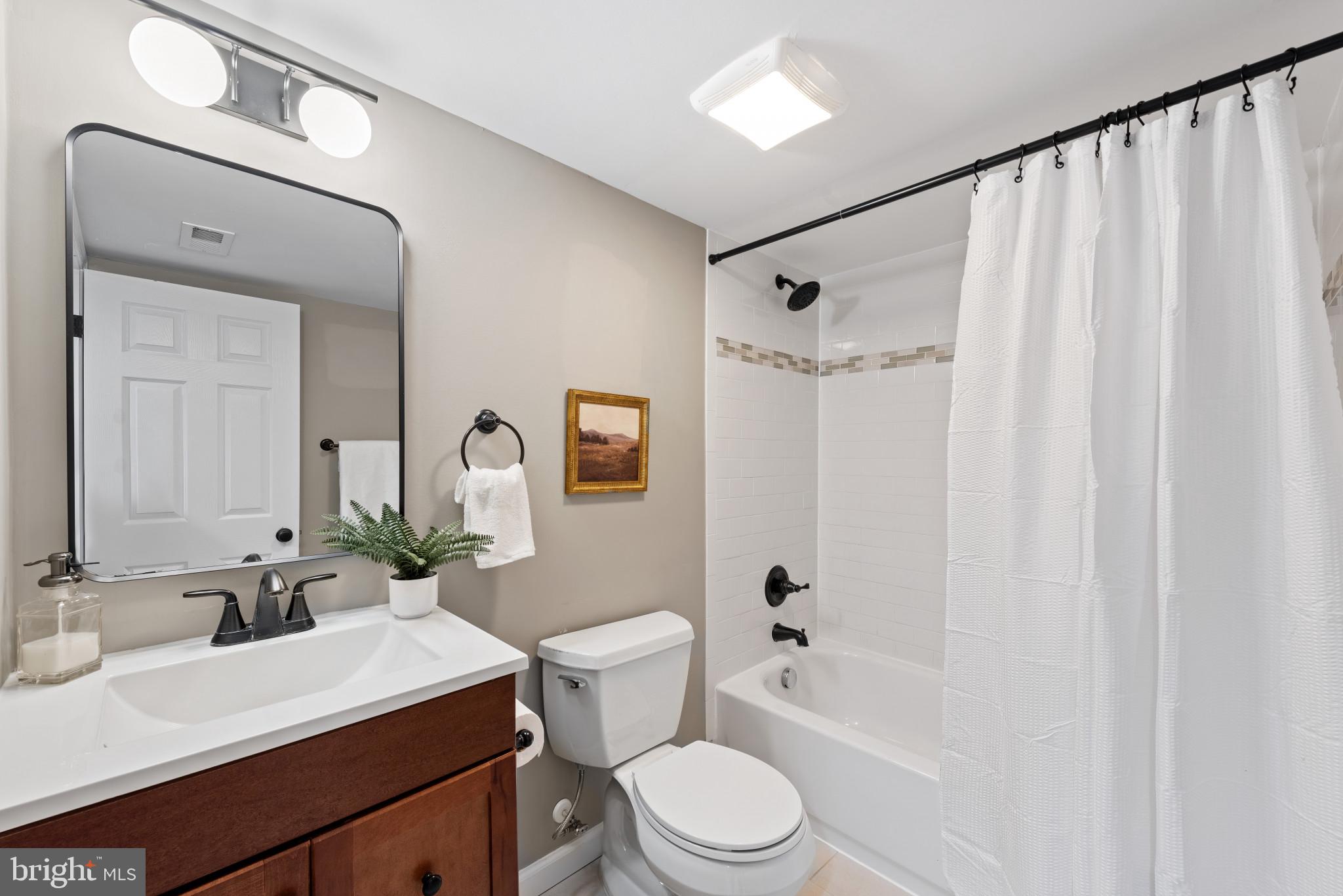 GREENSPRING - Residential