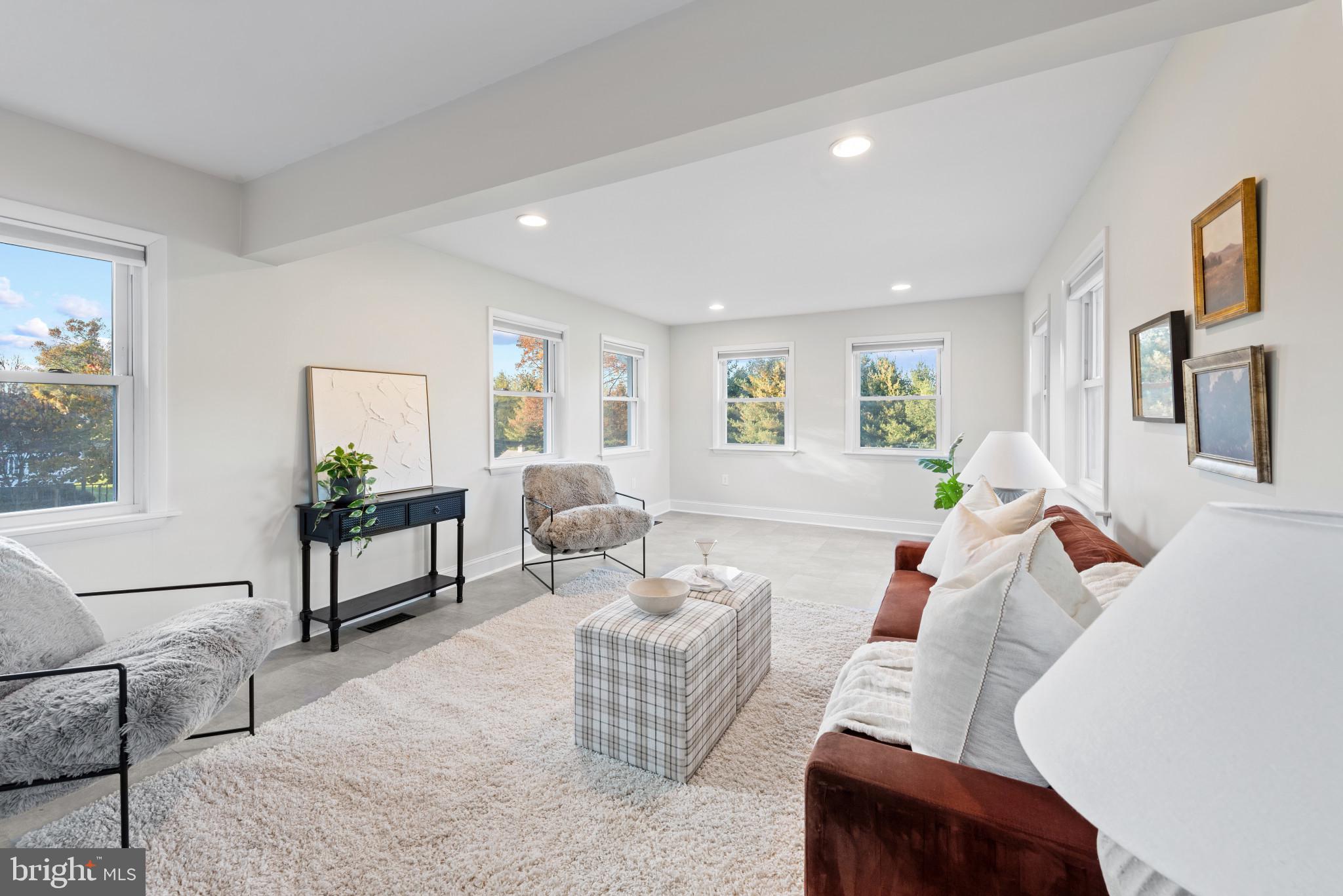 GREENSPRING - Residential