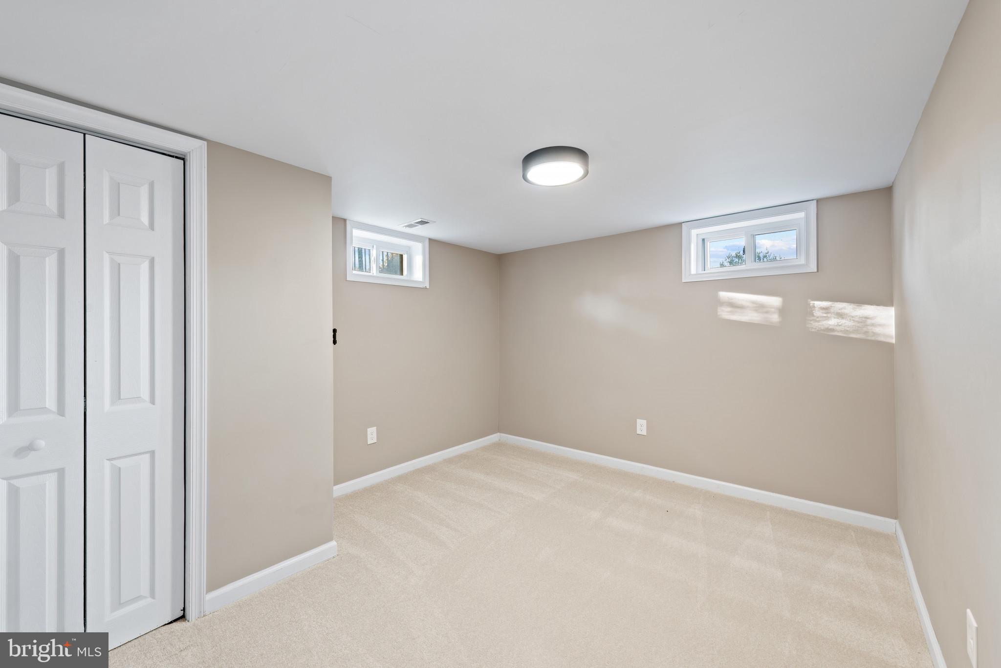 GREENSPRING - Residential