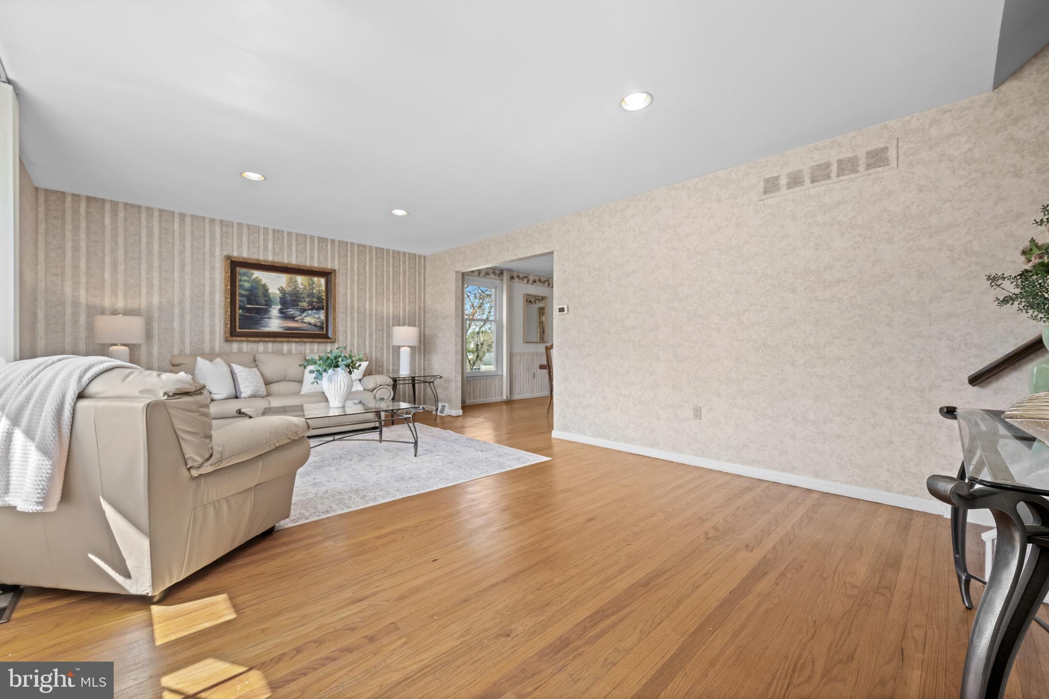 WILLOW GREENE - Residential