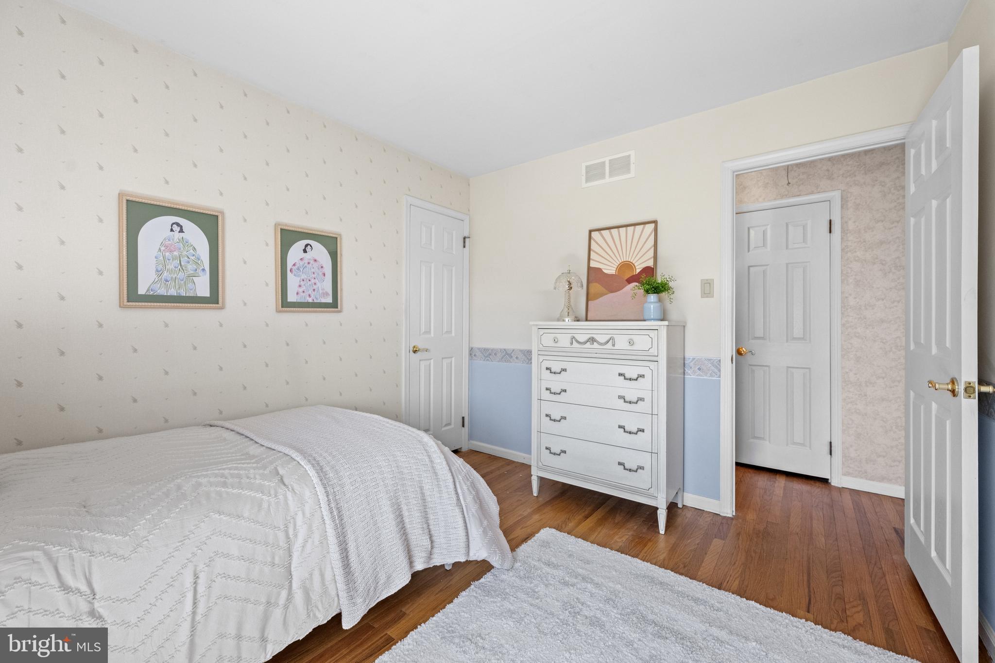 WILLOW GREENE - Residential