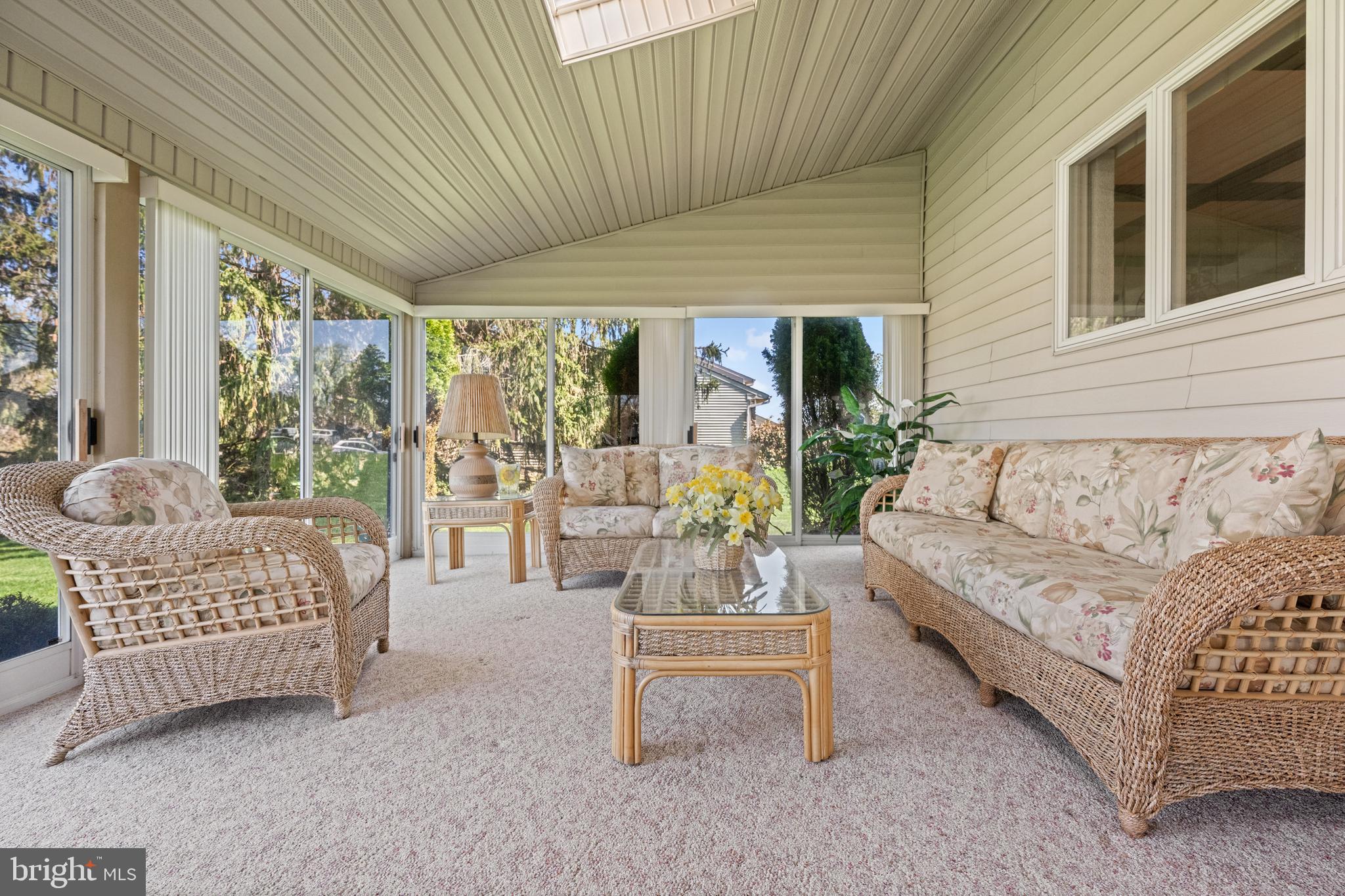 WILLOW GREENE - Residential